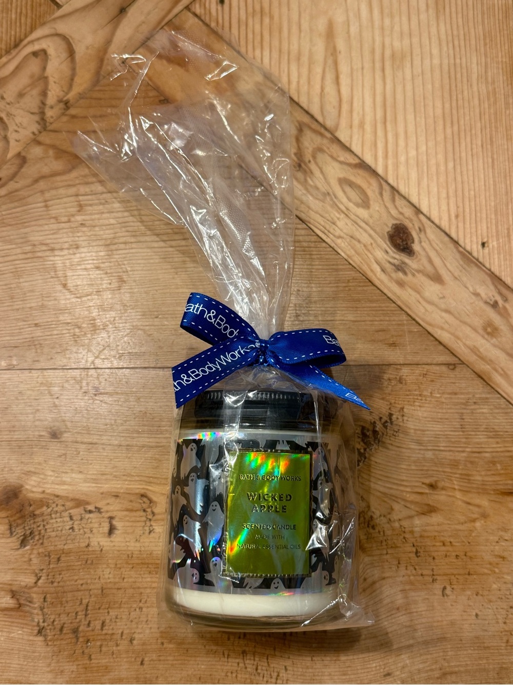 Bath & Body Works Wicked Apple Candle Jar - Black, White, Blue